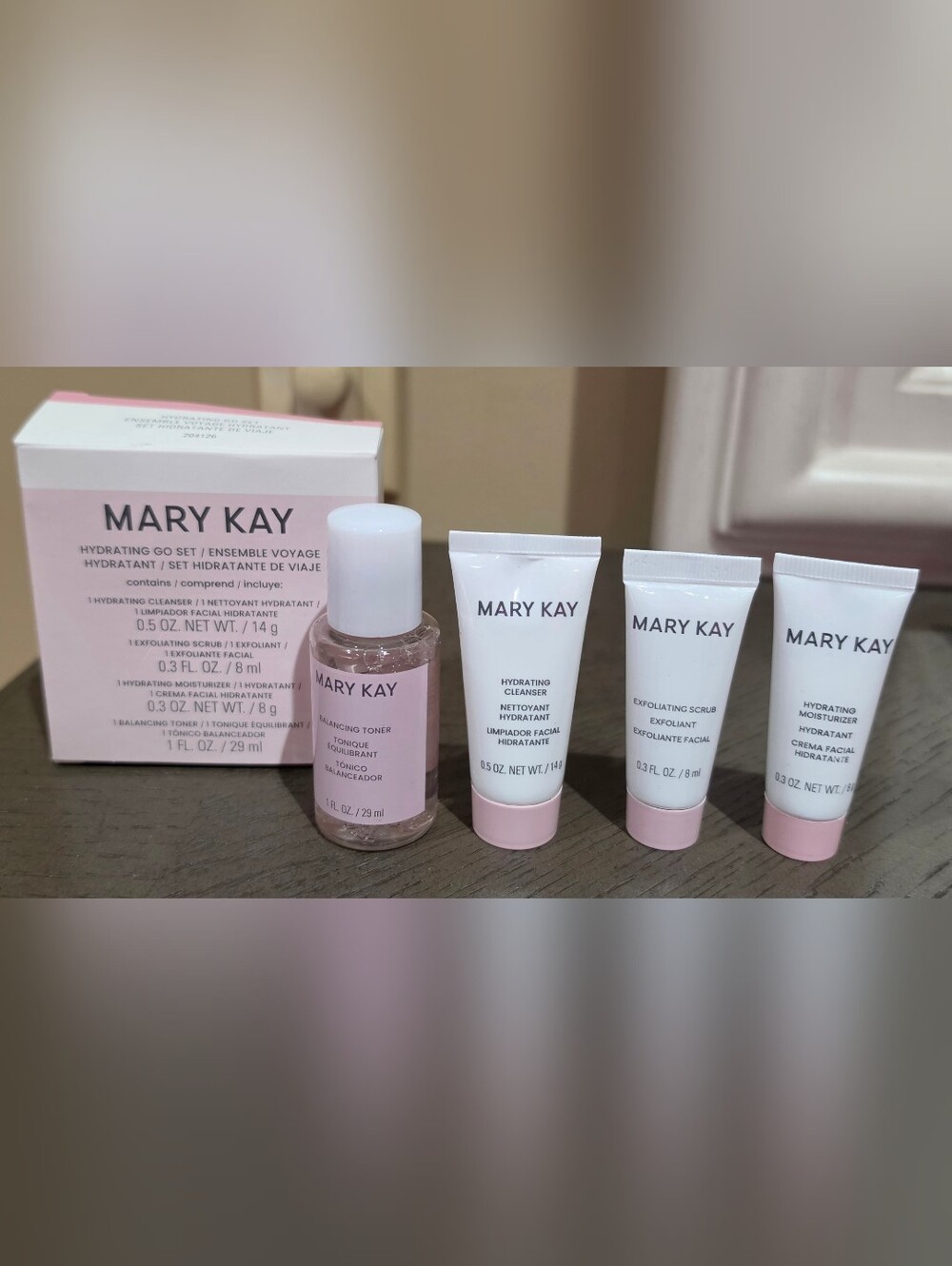 Mary Kay Balancing Toner & Hydrating Cleanser Set - Pink and White